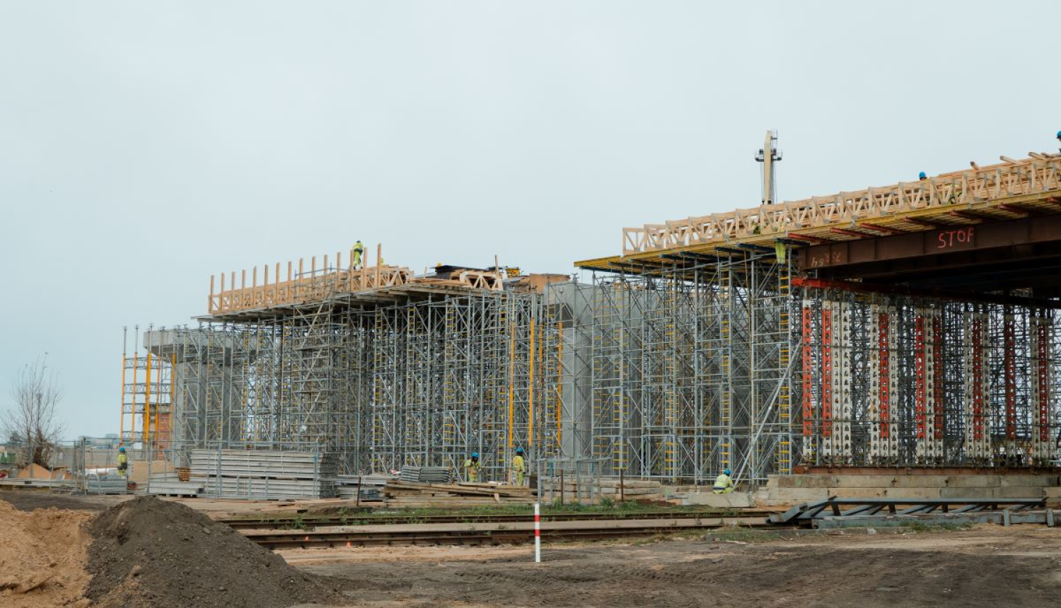 Kundziņsalas un Tvaika ielas pārvads