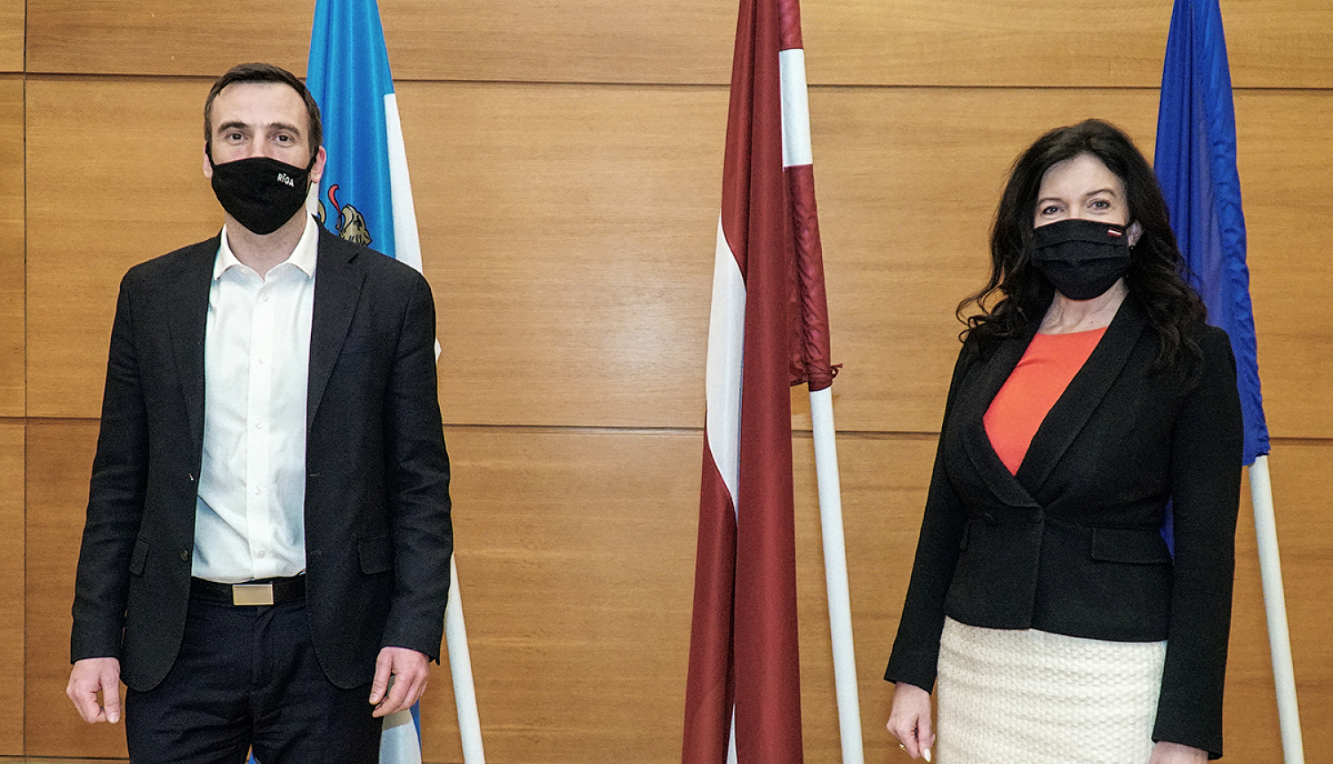  Rīgas domes priekšsēdētājs Mārtiņš Staķis un  labklājības ministre Ramona Petraviča