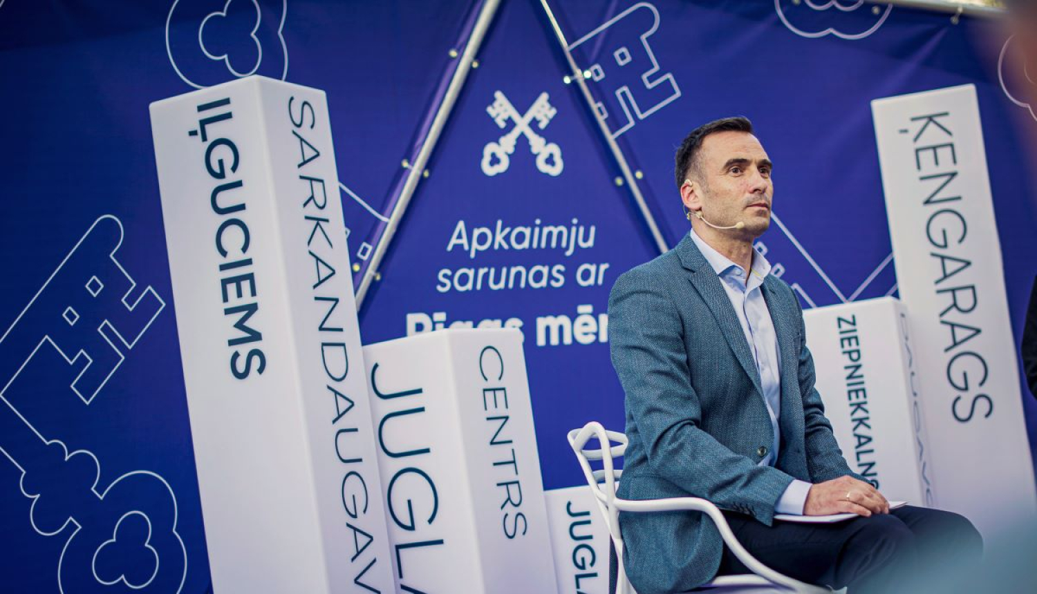 Mērs piedalās tikšanās ar apkaimju iedzīvotājiem