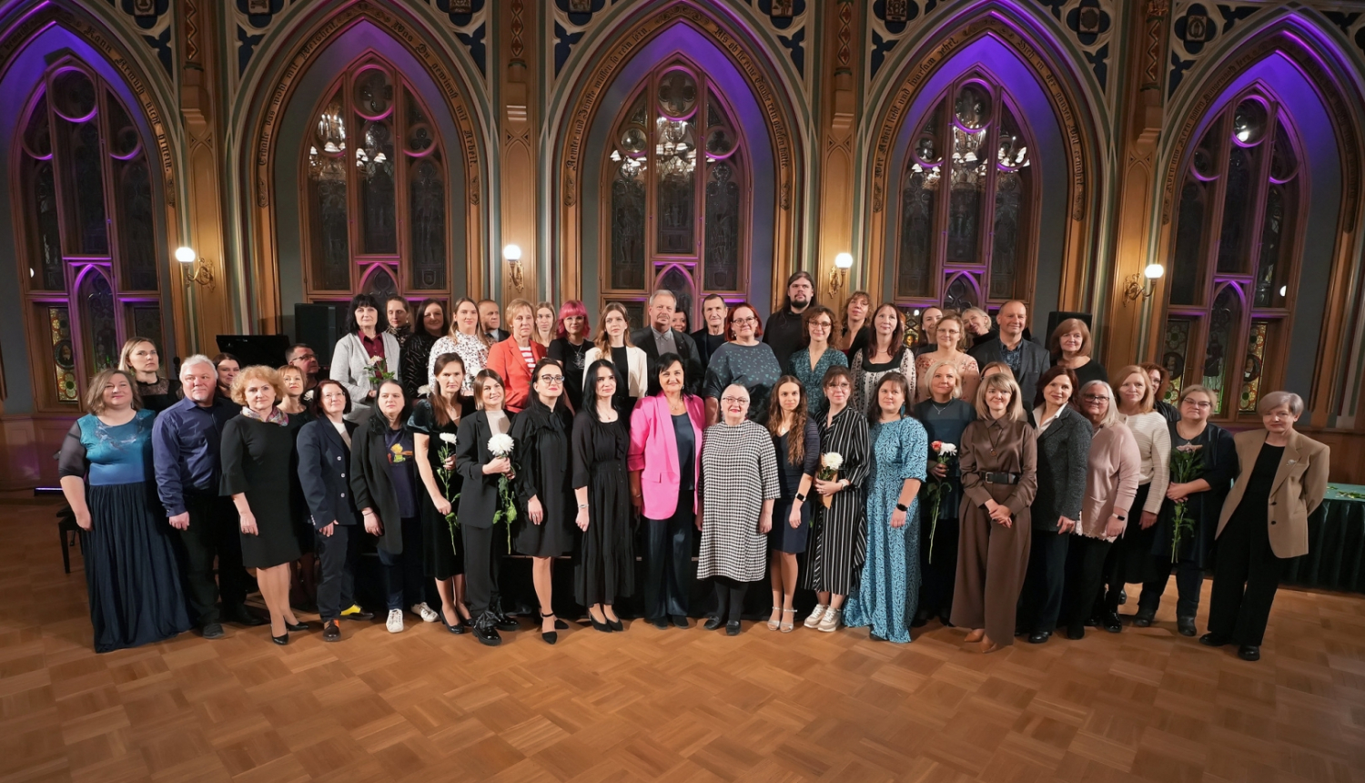 Metodisko materiālu skates laureāti