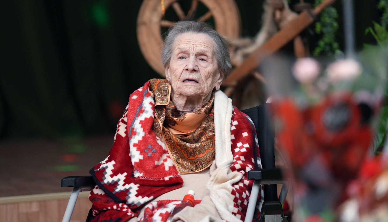 Nadežda Gazmane  nosvinēja savu 104. dzimšanas dienu