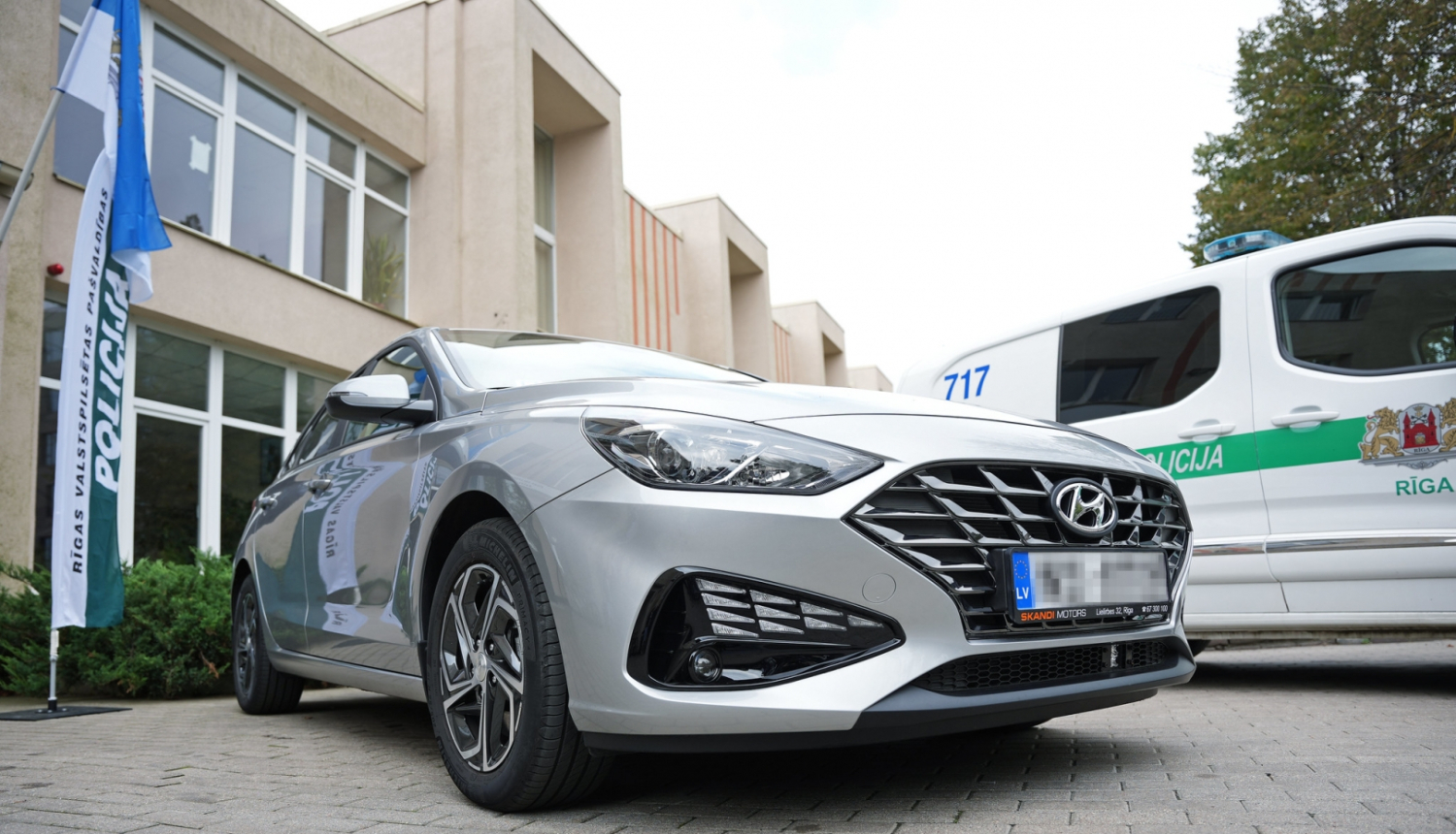 Netrafareta policijas automašīna