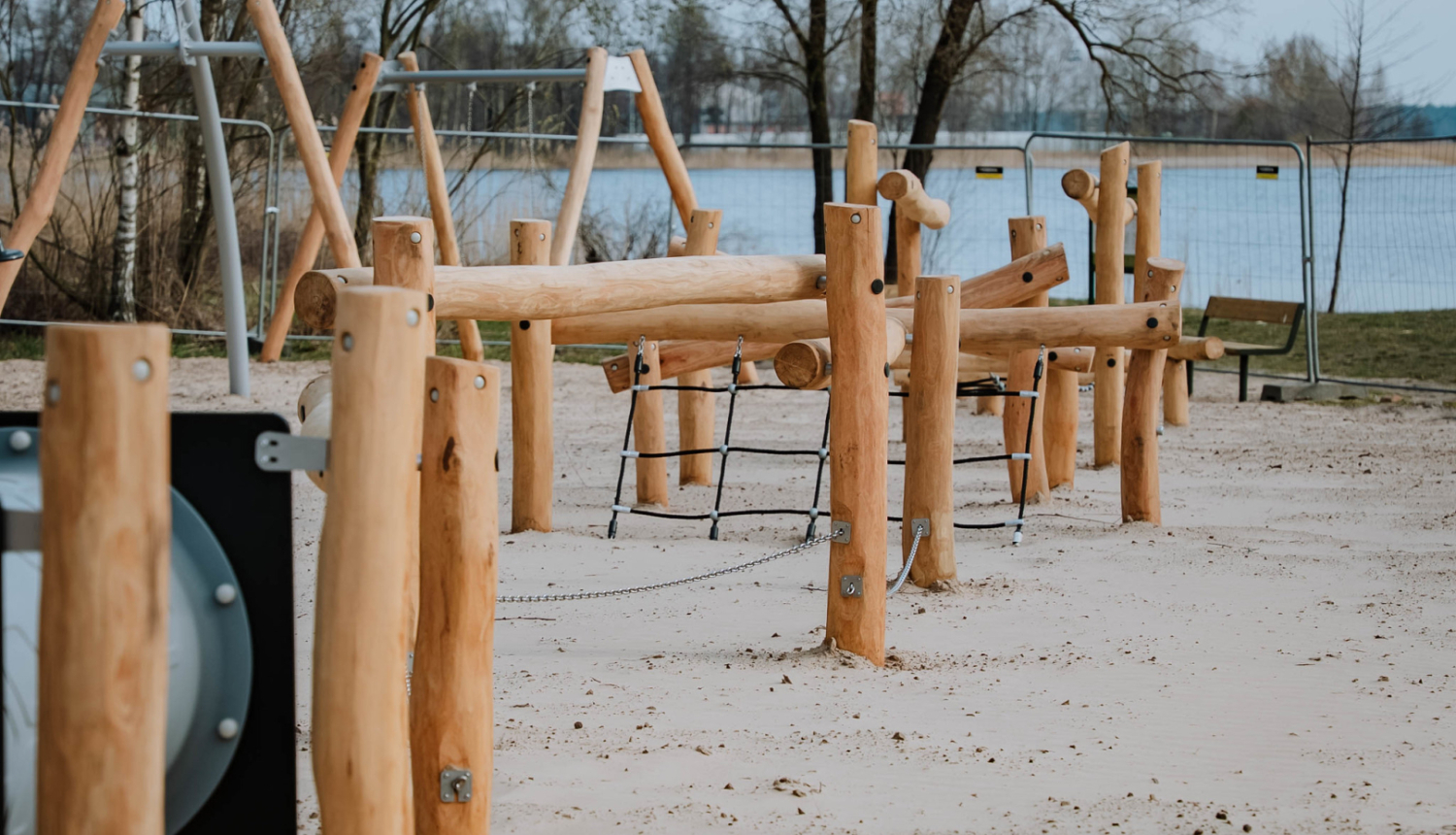 Labiekārtota atpūtas vieta Ķīšezera krastā