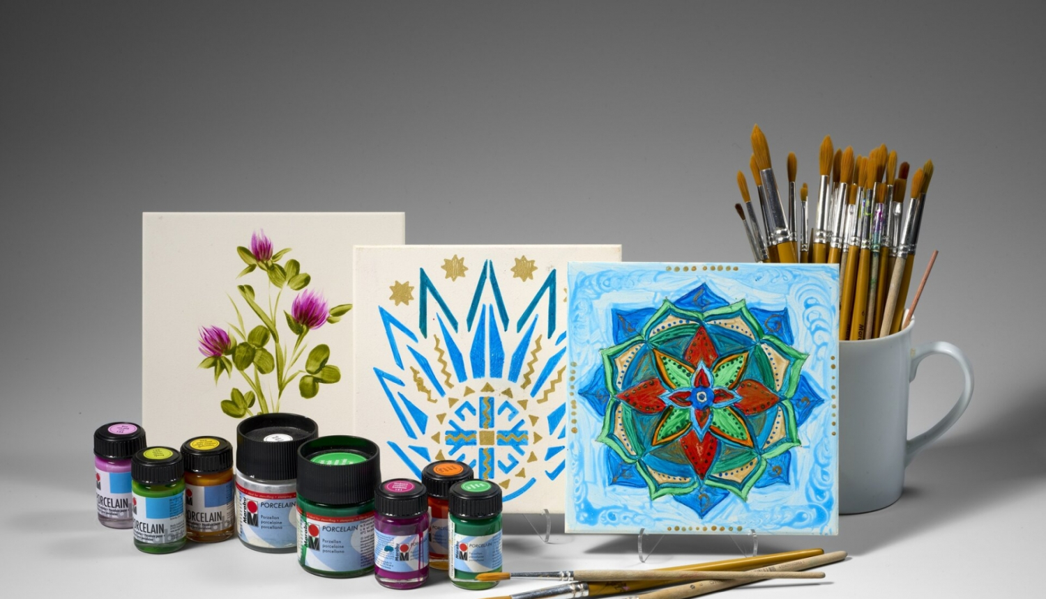 Flīžu  apgleznošanas radošā darbnīca Rīgas Porcelāna muzejā