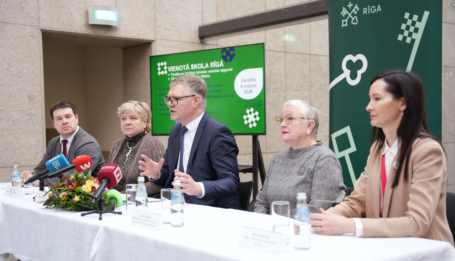 Preses konferences dalībnieki