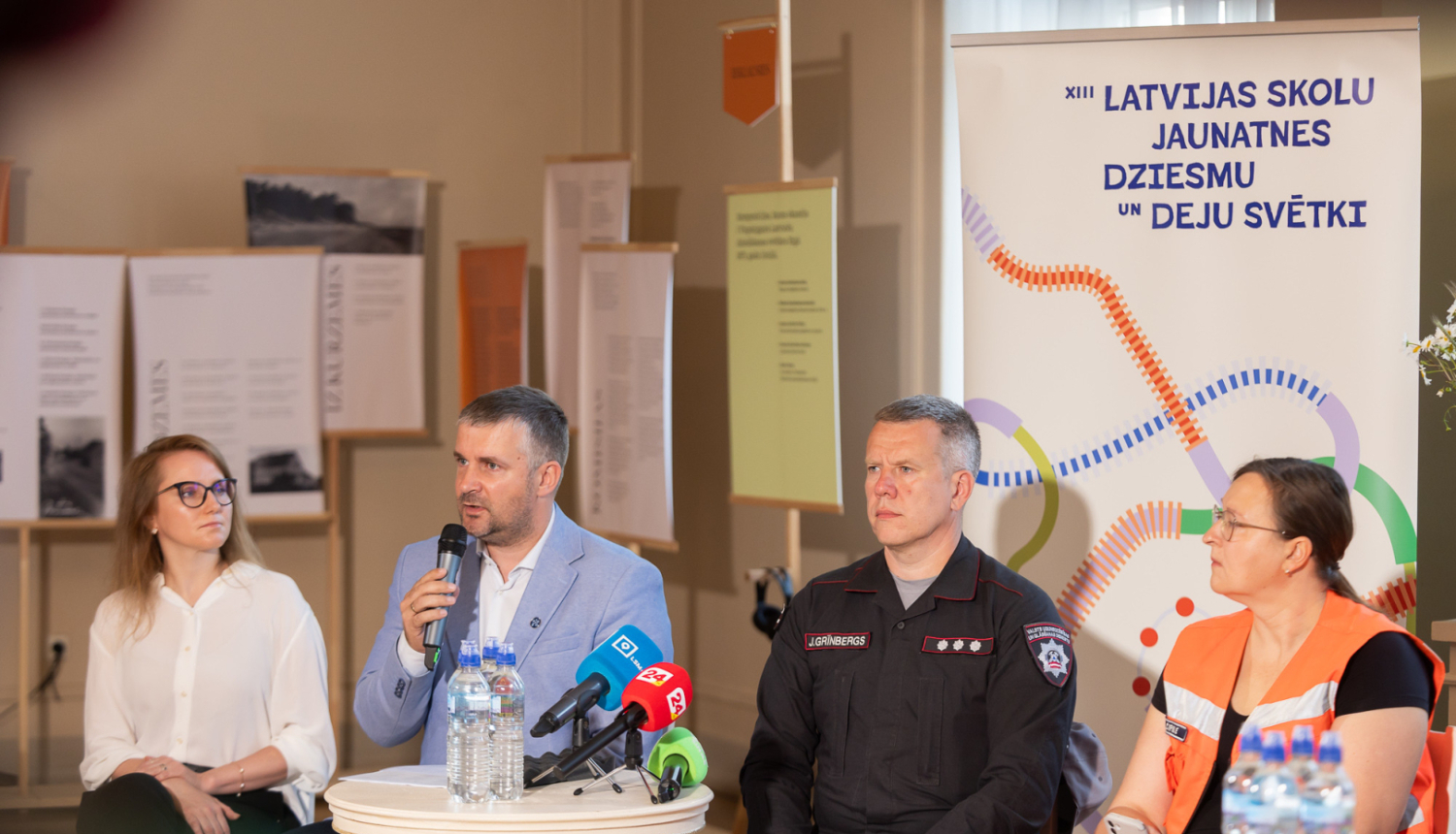 Preses konferences dalībnieki