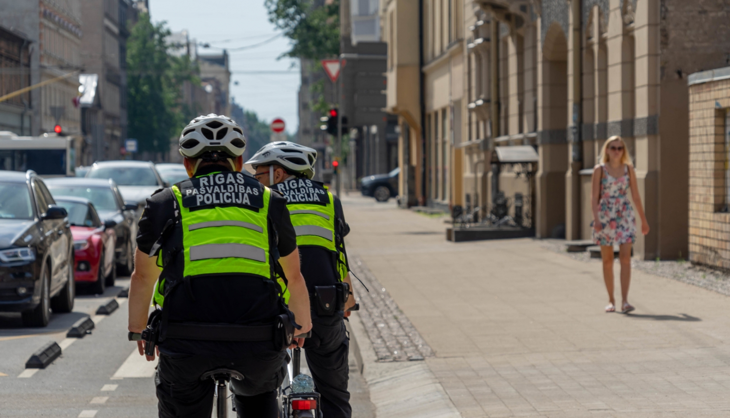Pašvaldības policisti baruc ar velosipēdiem