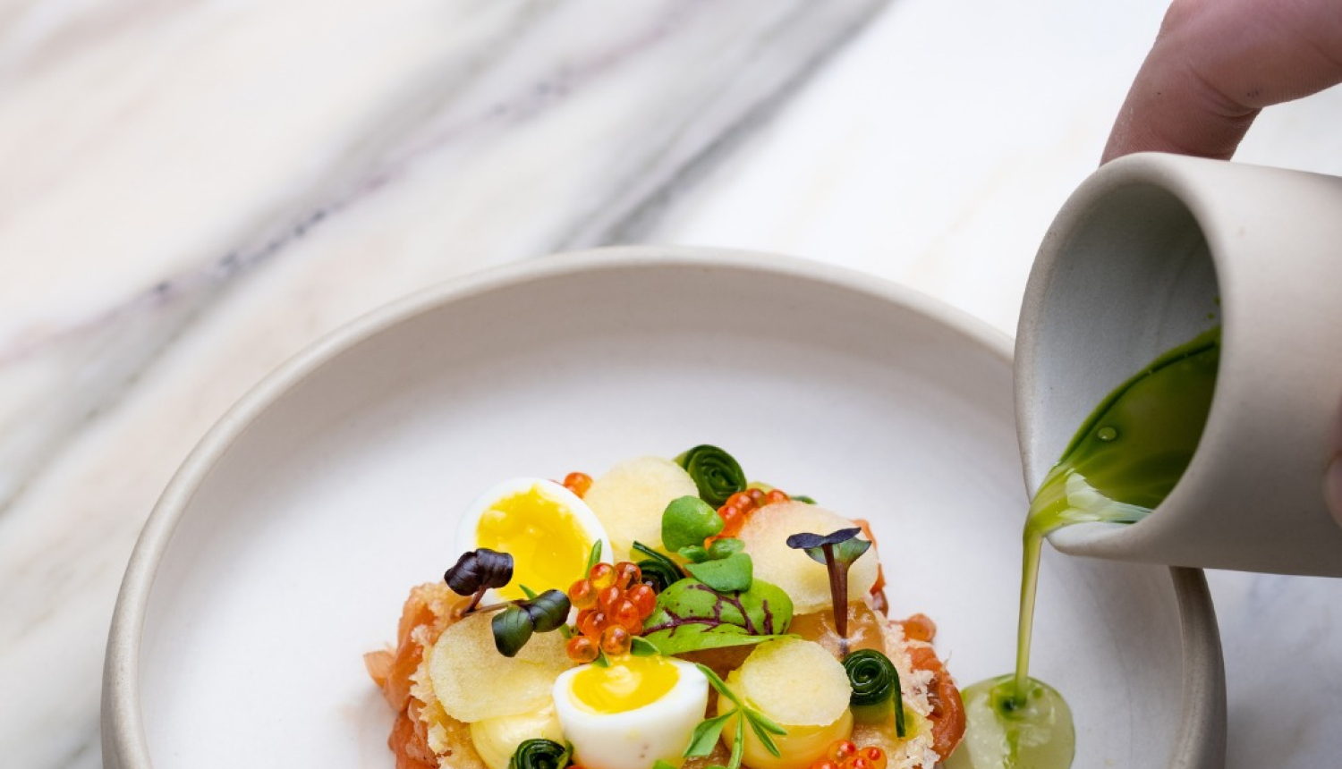 Šķīvis ar ēdienu