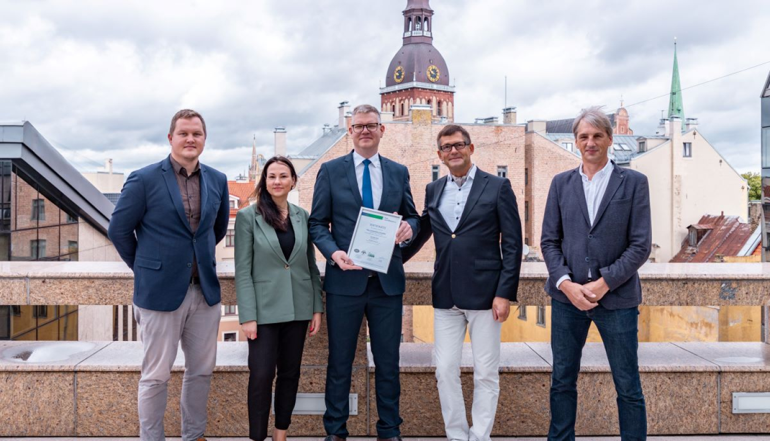 Sertifikāta pasniegšana