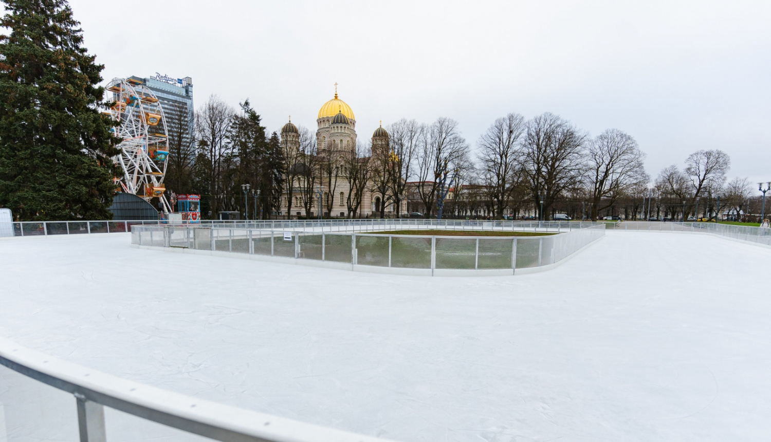 Slidotava Esplanādē