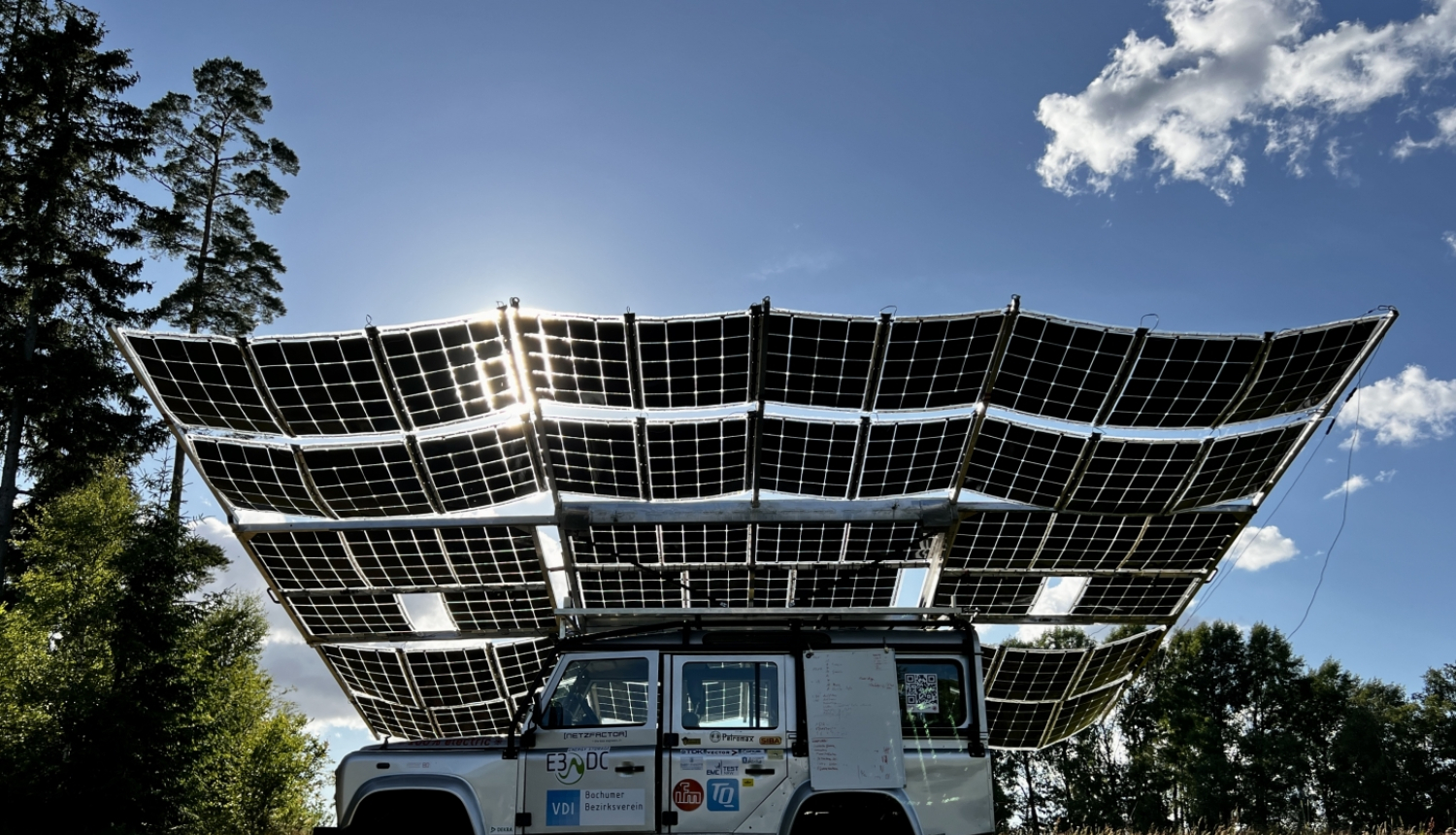 Transportlīdzeklis, ko darbina saules enerģija