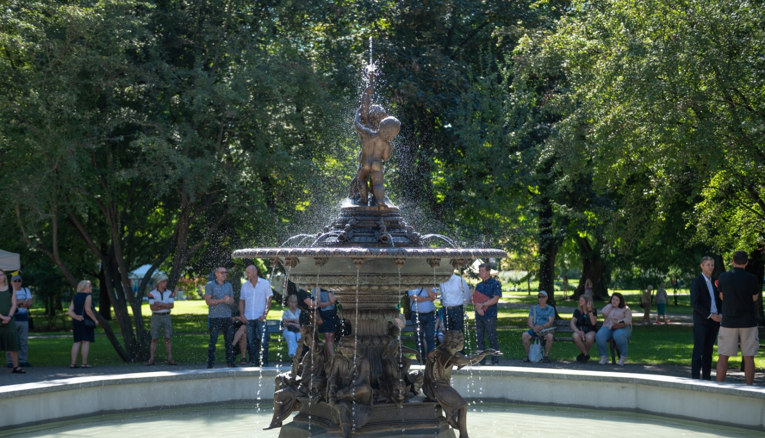 Strūklaka "Gadalaiki"