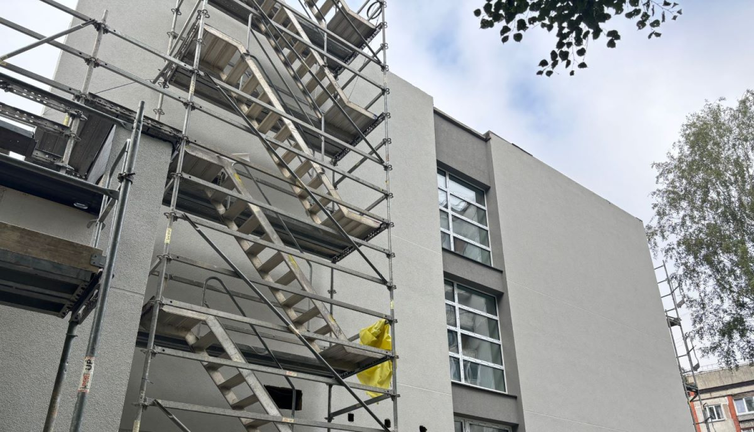 Ēkas atjaunināšana un siltināšana