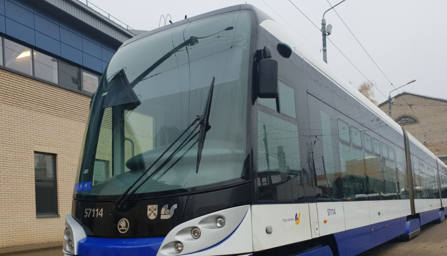 Zemās grīdas tramvajs