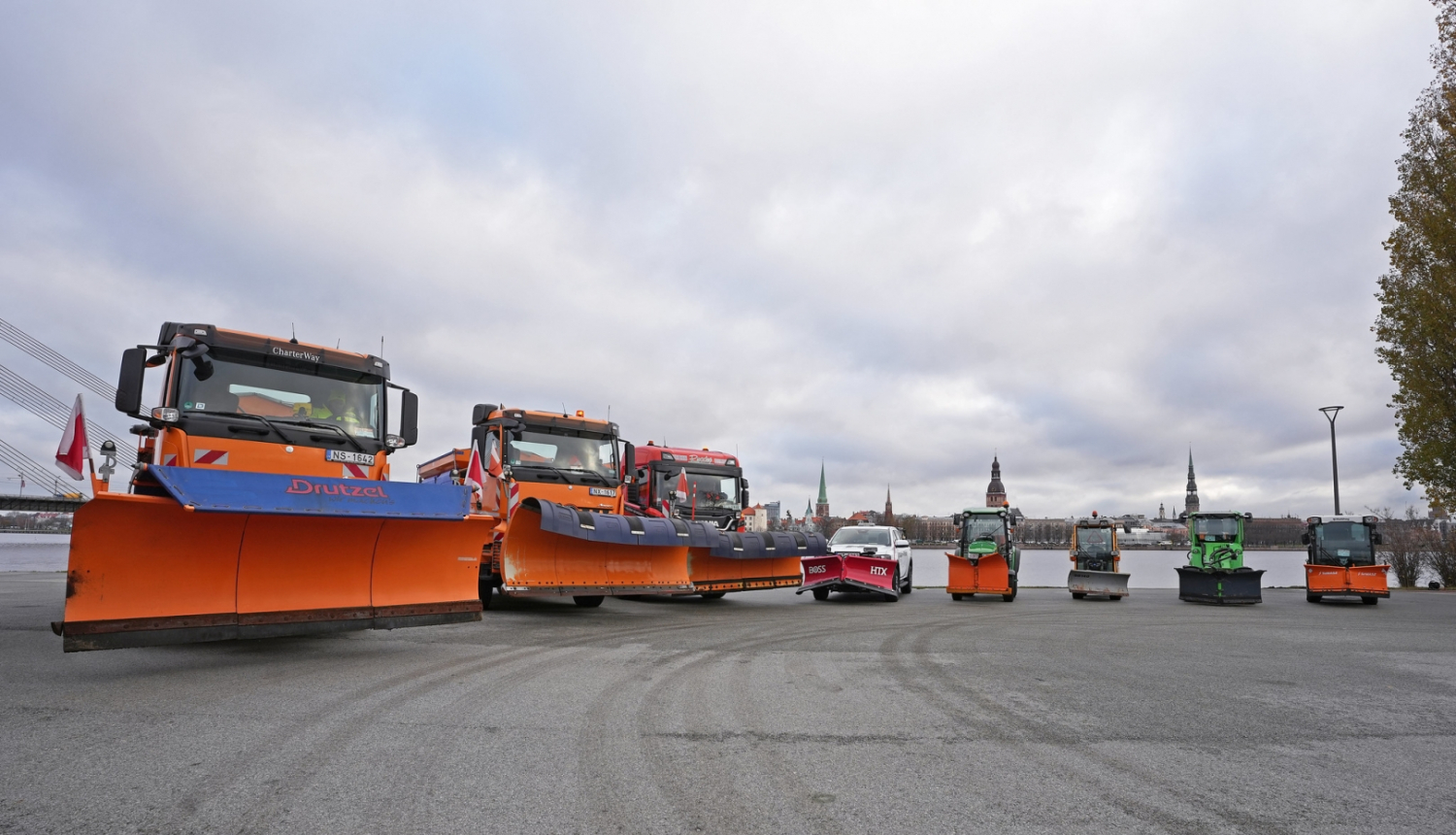 Ziemas sniega tīrīšanas tehnika