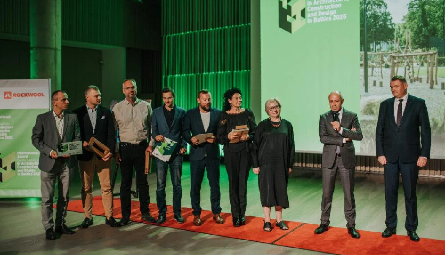 Uzvaras parka projekta komanda