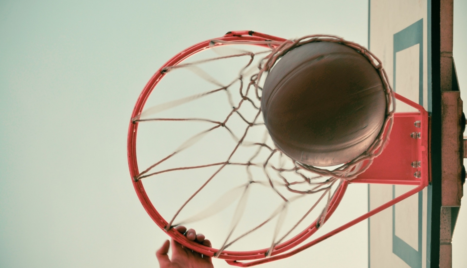Basketbola grozs un bumba