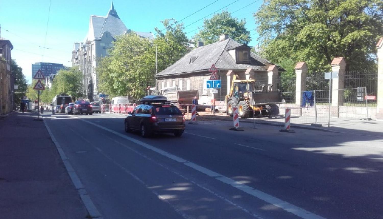 Bruņinieku ielas remonts