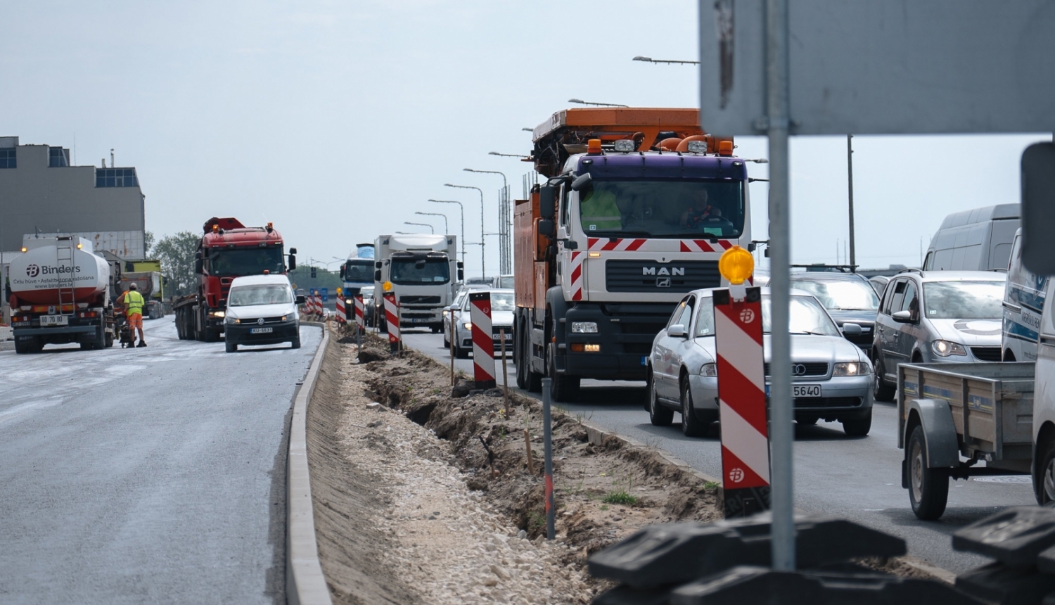 Ģenerāļa Radziņa krastmala remontdarbi