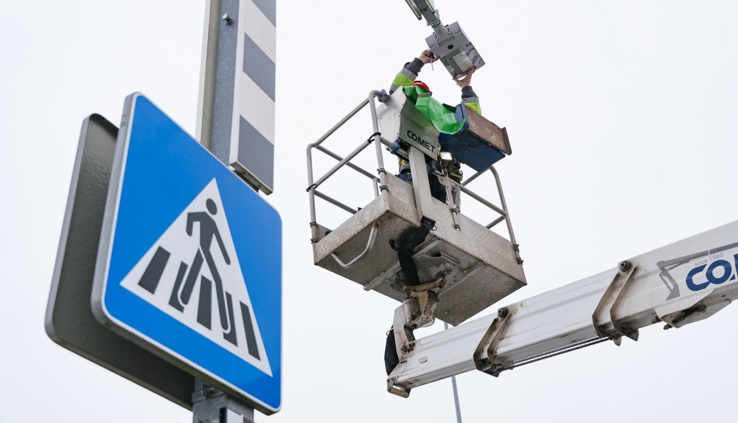 Maina nātrija gaismekļus pret LED gaismekļiem 