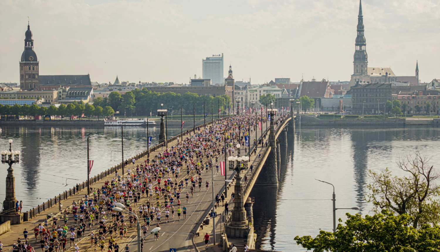 Rimi Rīgas maratons uz Akmens tilta