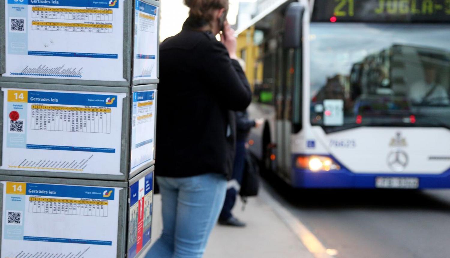 Sabiedriskā transporta pieturvieta