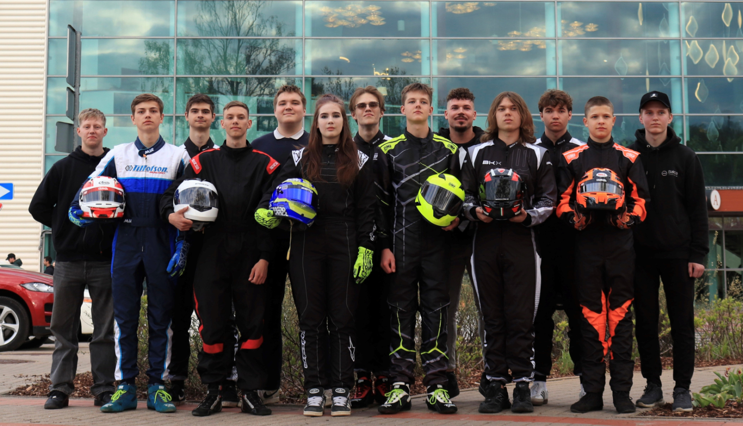 Sporta kartingu projekts Tillotson Akadēmija