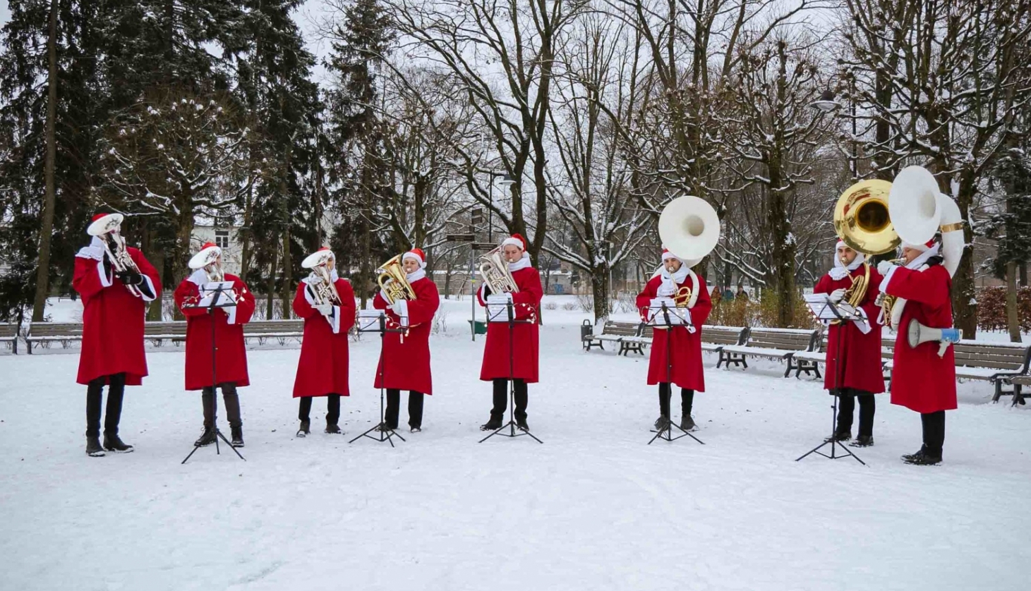 Ziemassvētku tubas